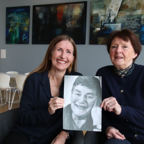 Vera Isachsen, Liv Karlsen med Hanna Kvanmo